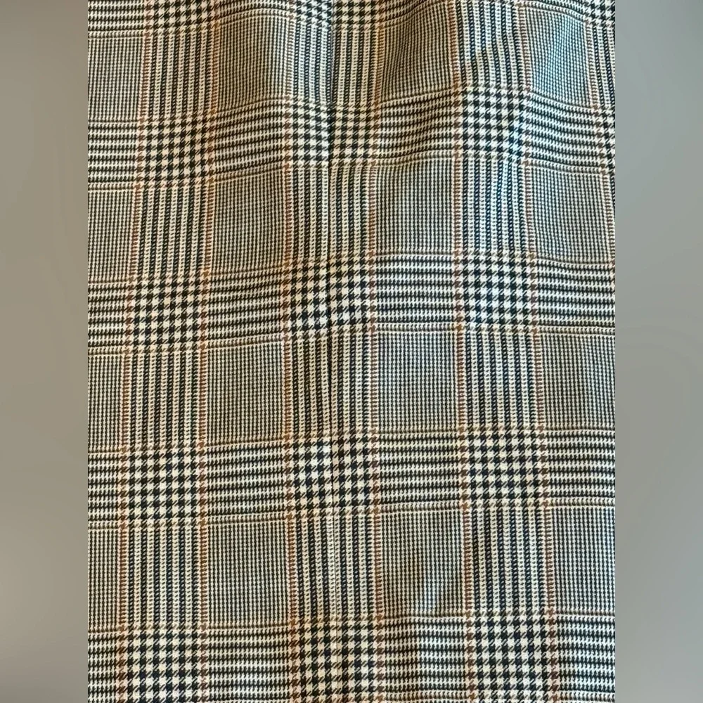 Valentino. Men’s Wool Checked Blazer. 42L.
